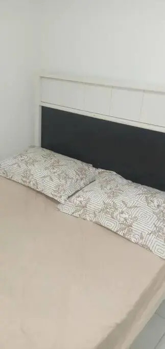 kitnet a 1 quadra da Praia Grande - RJ