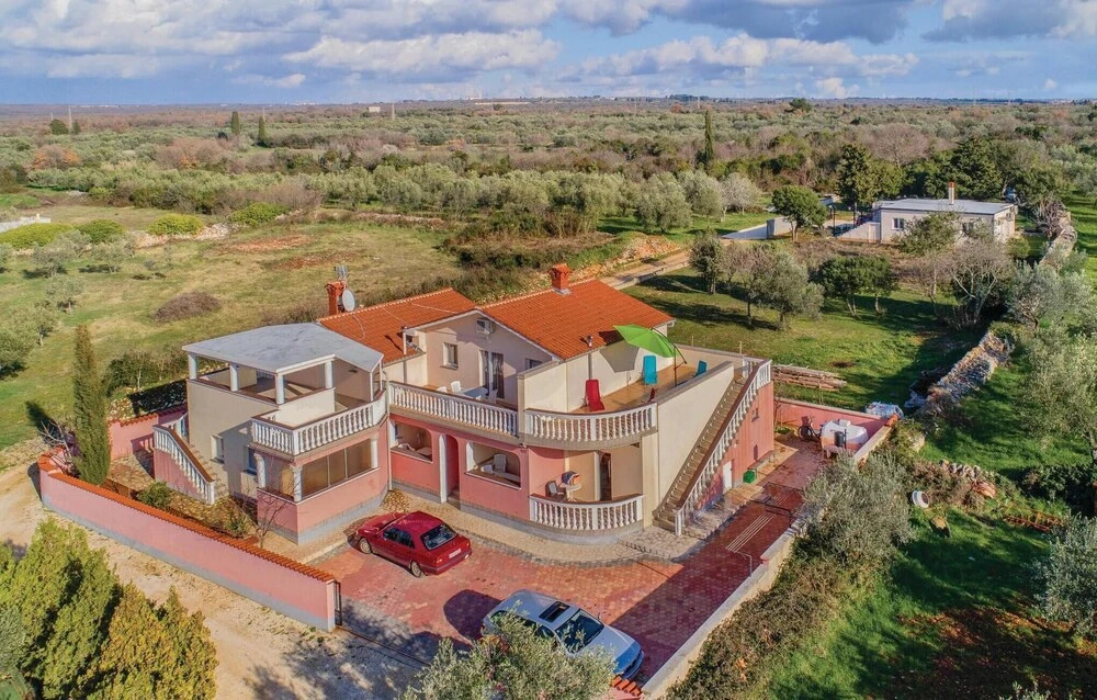 Beautiful Home in Fazana With Wifi and 0 Bedrooms