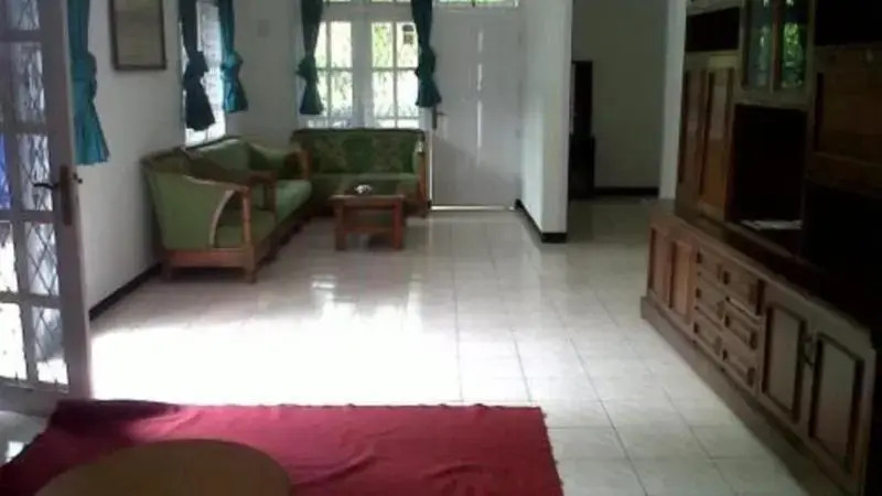 Griya Putih