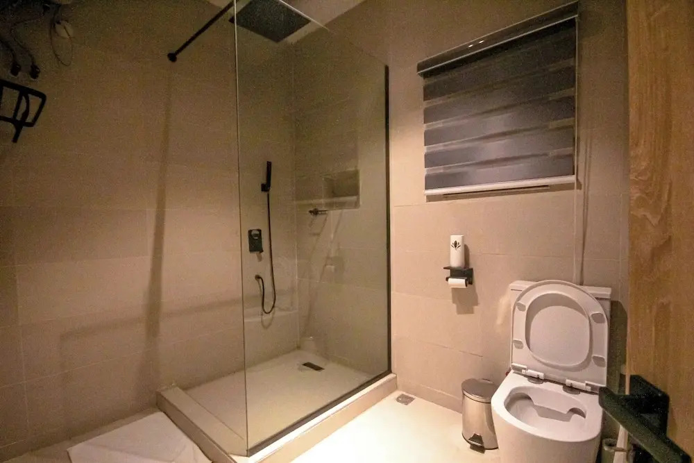 Benin City Blissful Apartment - Cozy 2BR Retreat