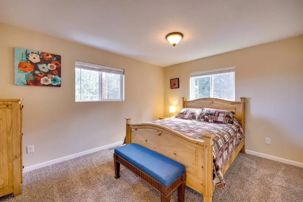 Comforting Woodland Park Home w/ Fire Pit!