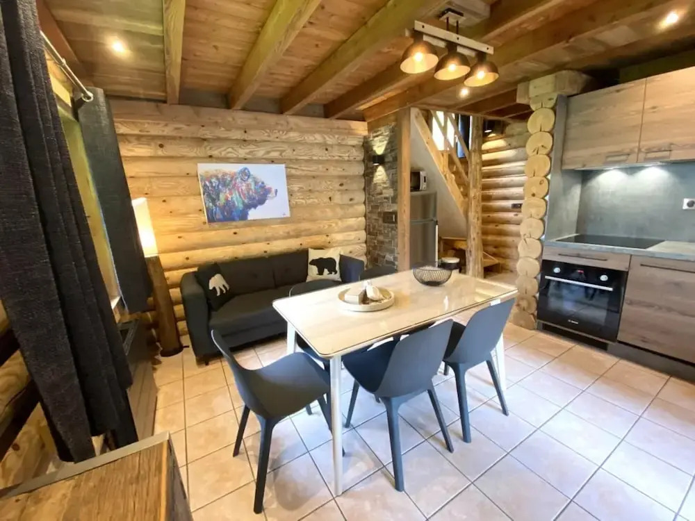 L'ours Noir Chalet en Rondins