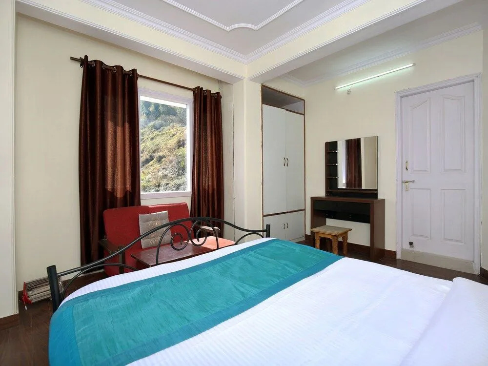 OYO Home 9897 Elegant 3BHK