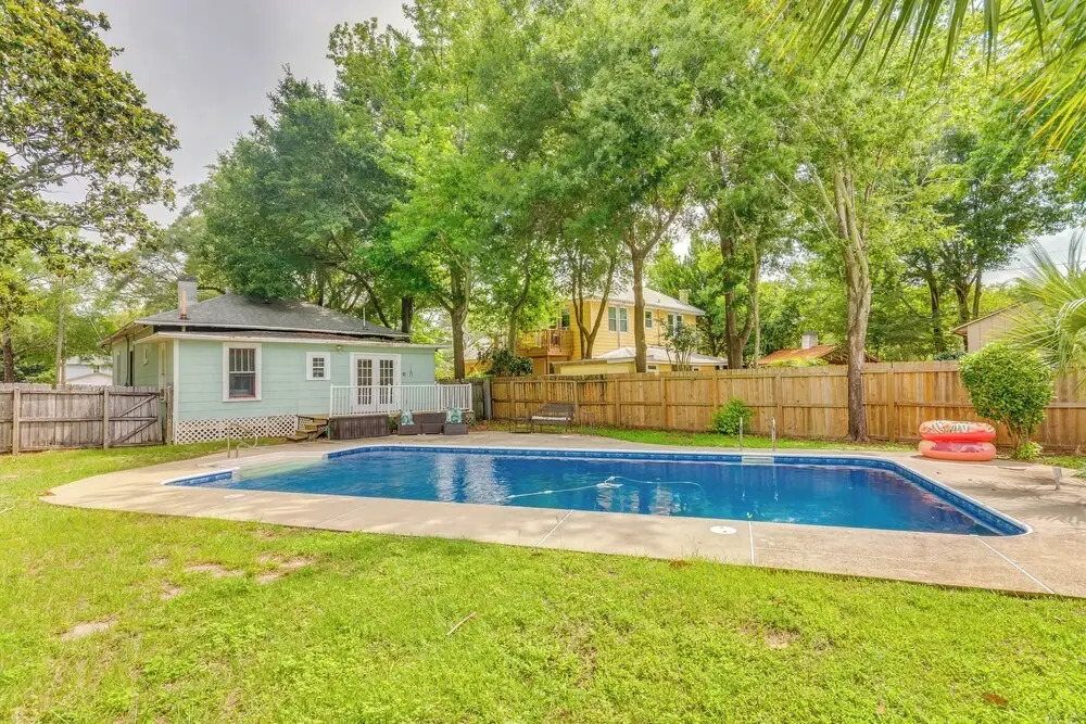 < 2 Mi to Dtwn Pensacola: Peaceful Home w/ Patio