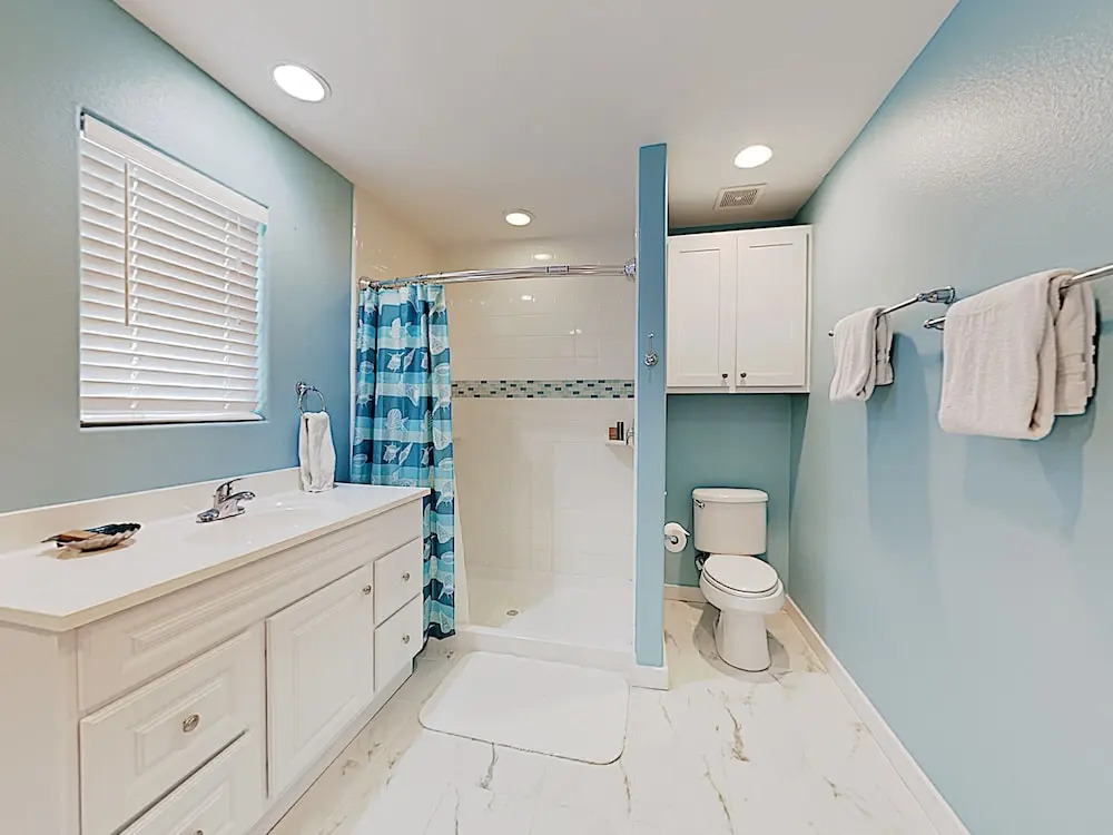 318 S Station Street Condo #4 4 Bedrooms 2.5 Bathrooms Condo