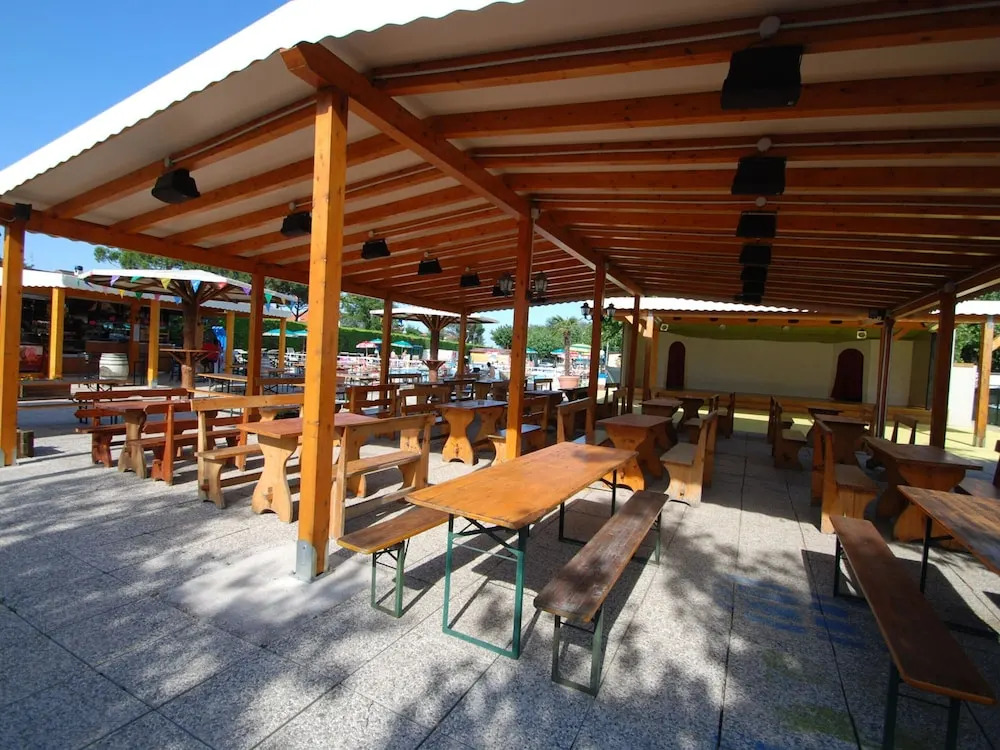 Wooden Chalet with Terrace near Beach