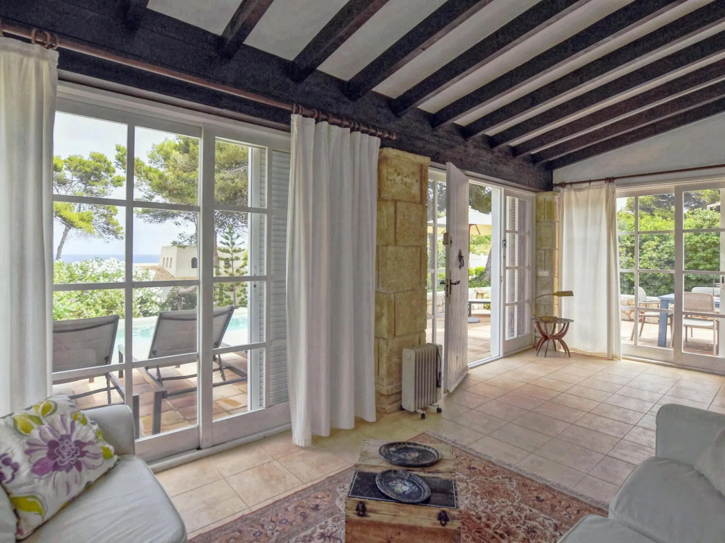 Villa in Cala Ratjada with Sea Views and Pool