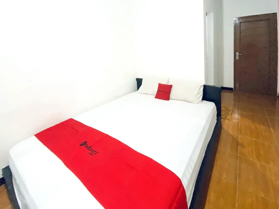 RedDoorz at JP House Pantai Suwuk Kebumen
