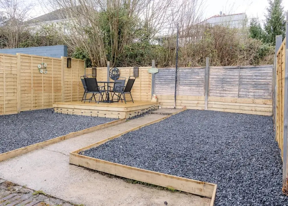 Perfect Booking 4 Bed Home With Garden Dining