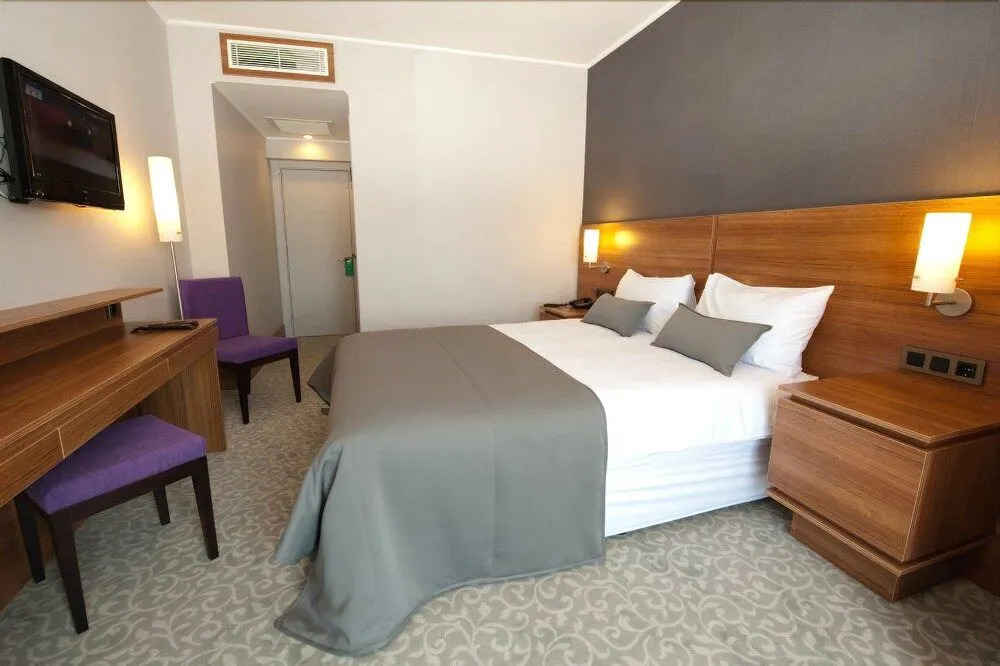 Hotel 117