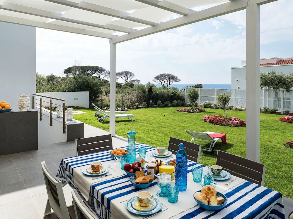 Holoiday Home in Cefalu With Terrace