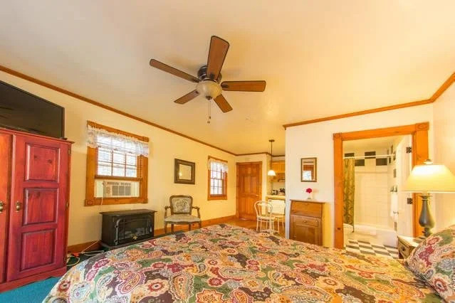 Oak Hill Inn