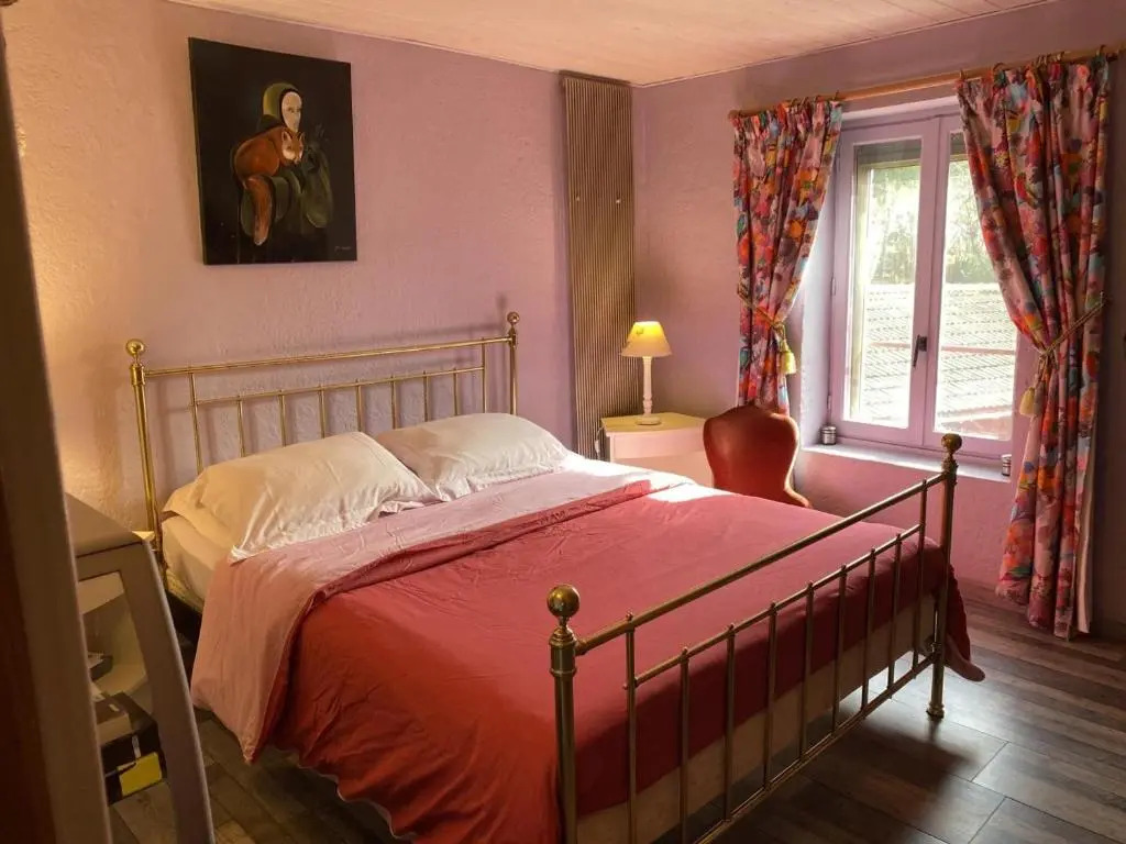 Charmante maisonnette avec piscine partagée - FR-1-489-131