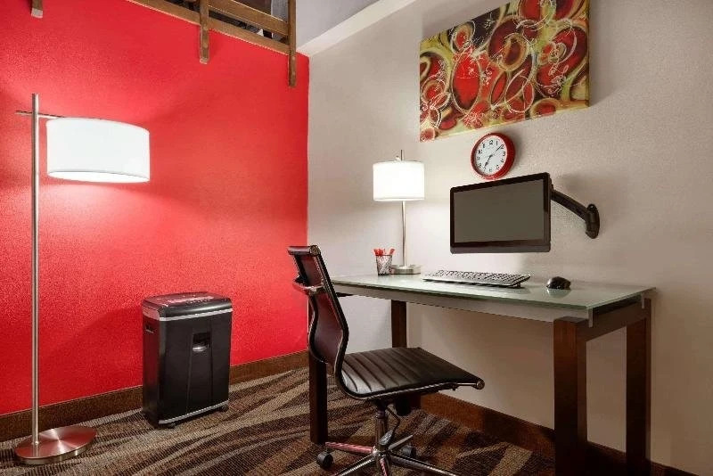 Ramada Spokane Airport And Indoor Waterpark