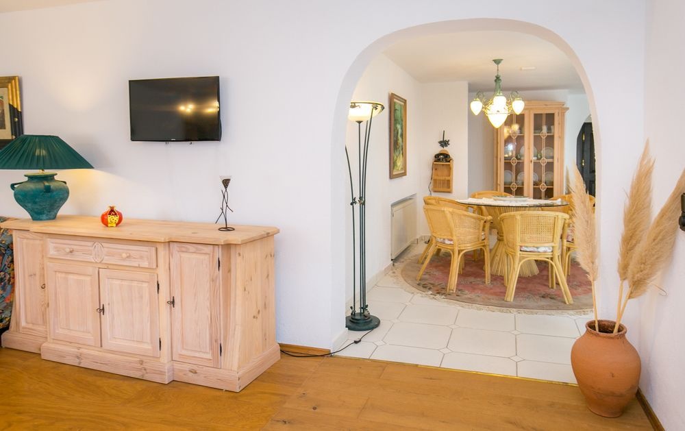 Villa Euphoria