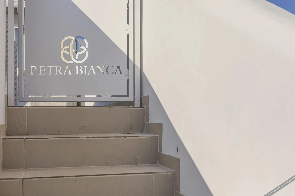 Petra Bianca