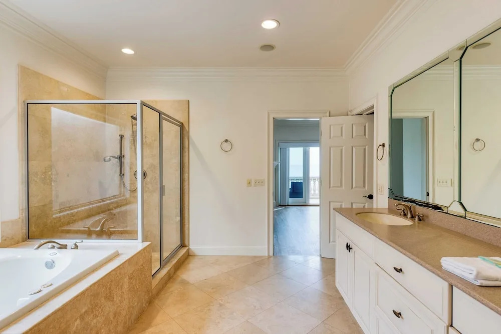 11 Singleton Beach by Avantstay Oceanfront Retreat w/ Private Pool + Boardwalk Near Hilton Head Hotspots