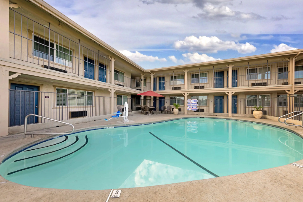 Best Western Hanford Inn