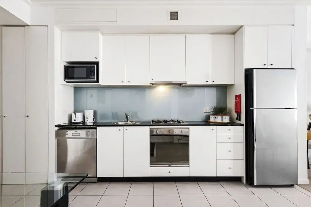 A Stylish Apt for 6 Right Next to Darling Harbour