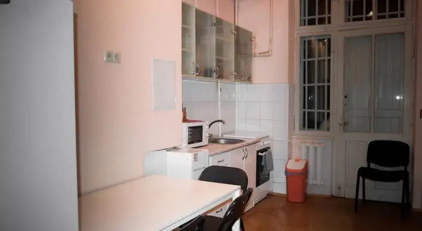 Mini Budget Hotel Central Home