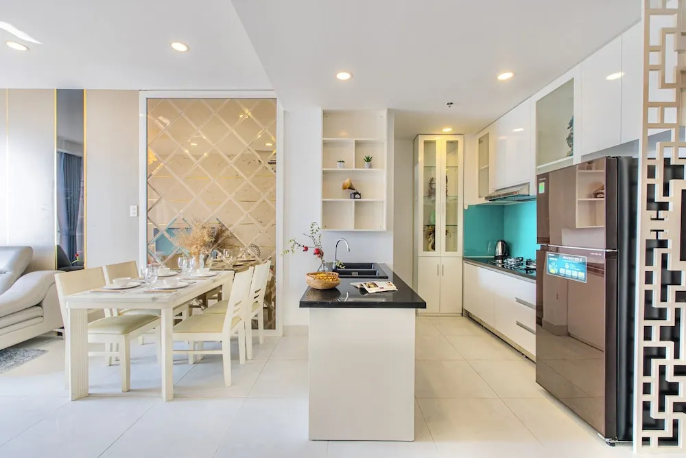 Rivergate Residence Saigon Central Walk to District 1 Free Pool
