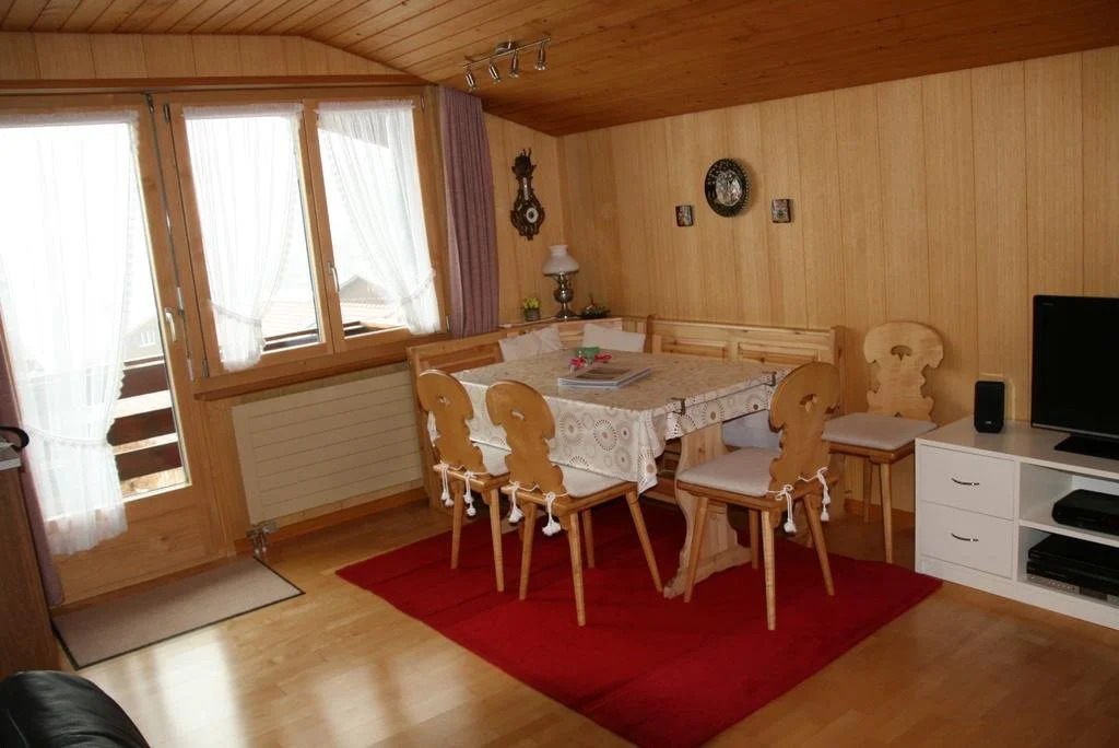 Chalet Silky