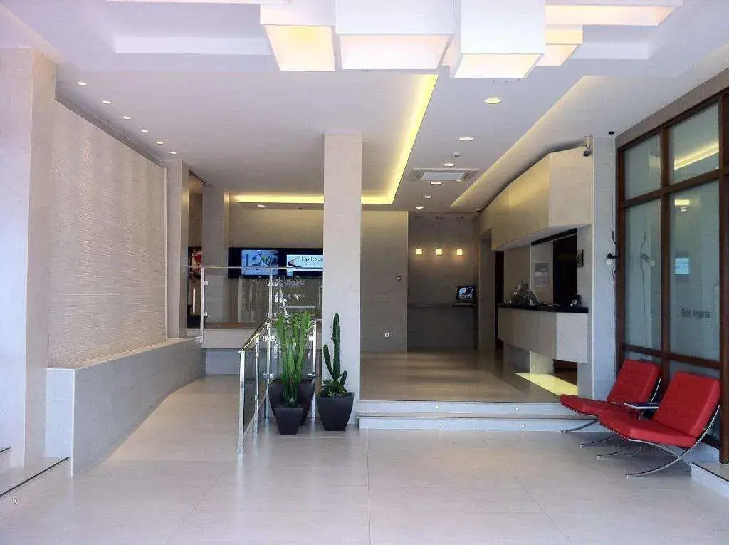 Las Rocas Playa Hotel