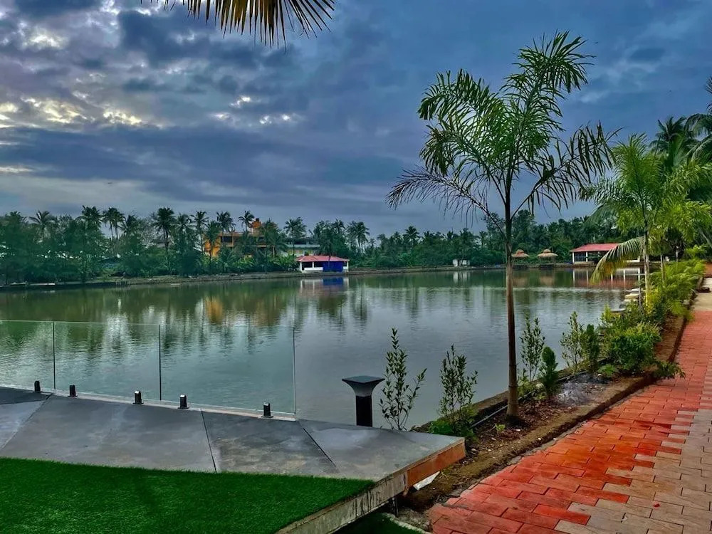 Veda5 Wellness Retreat & Spa