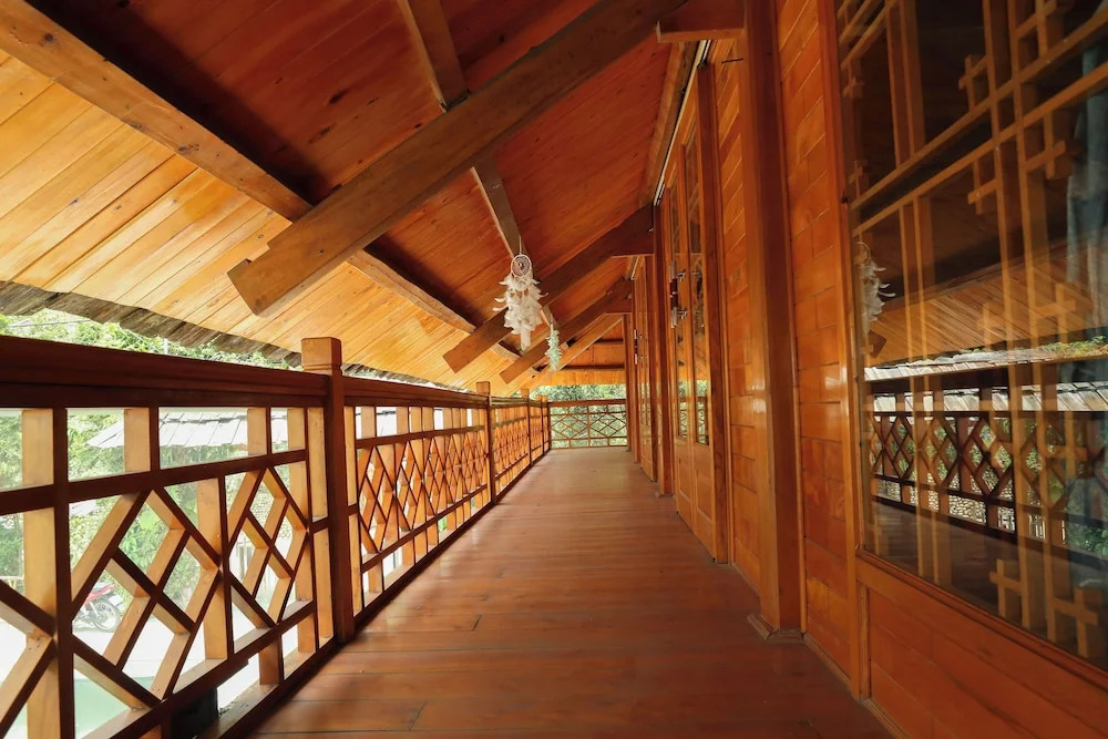 Khen Mong Nature Hotel