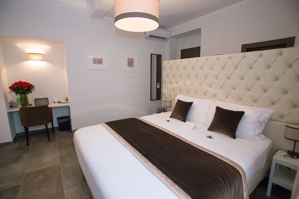 Fontana Di Trevi Luxury Apartments