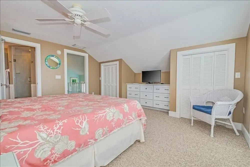 Turtleback Unit #12 - 3Br Villa