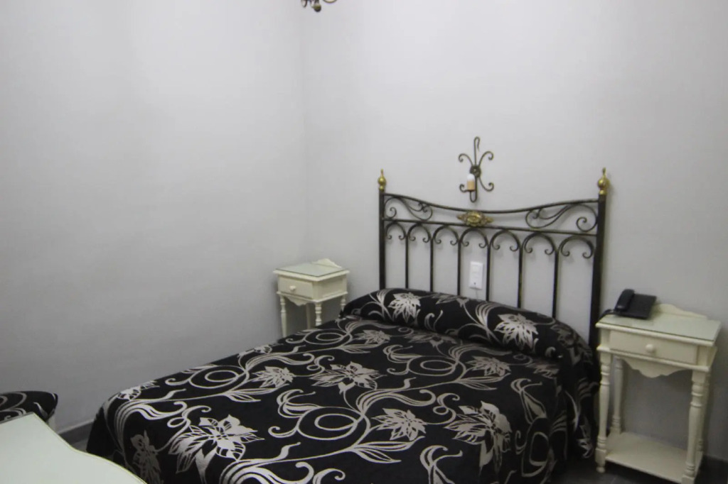 Hostal Roma