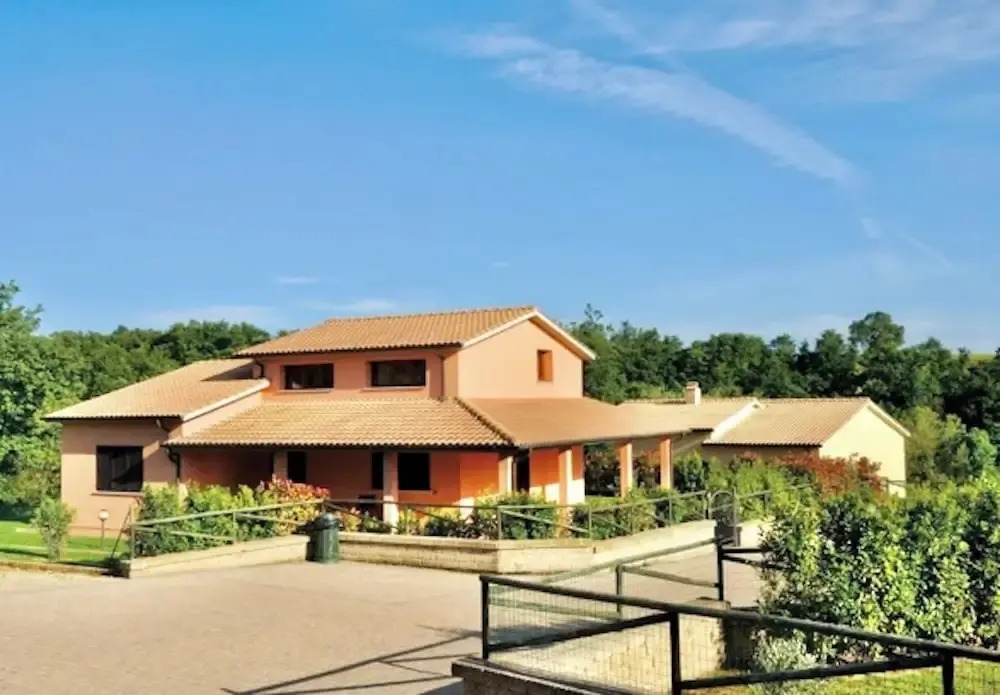 ISA - Residence with thermal and sports pools in Sorano
