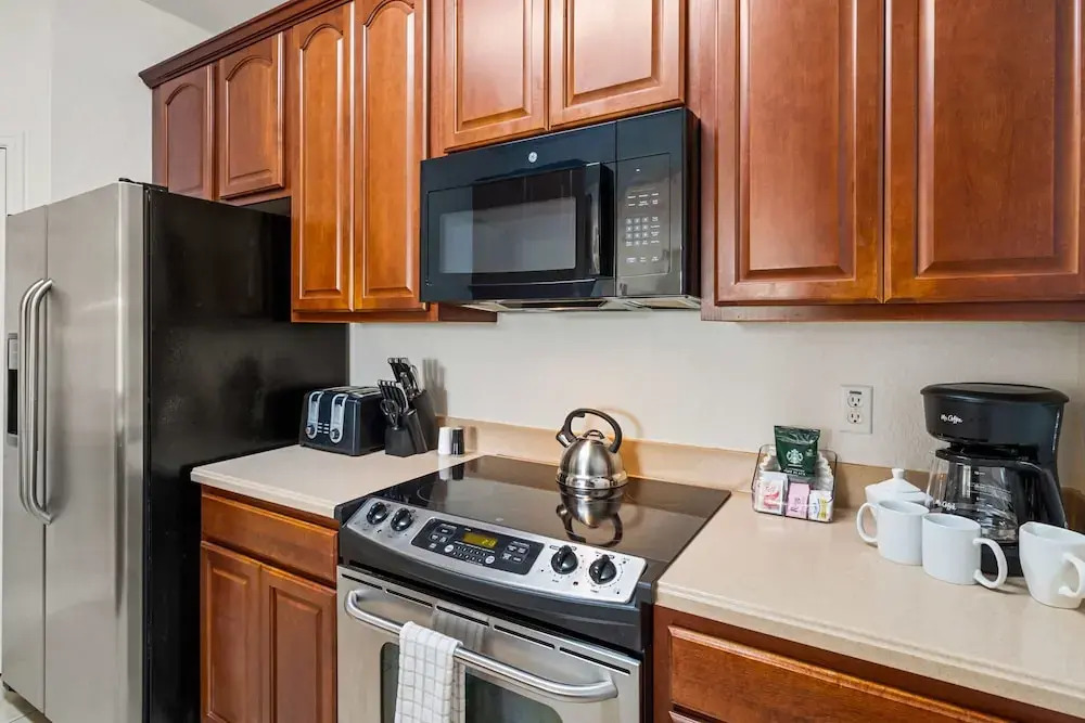 4024 Breakview Drive #303