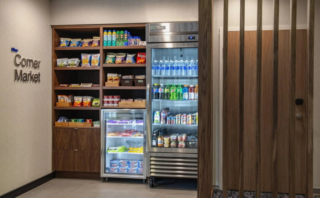 Fairfield Inn & Suites by Marriott Kelowna