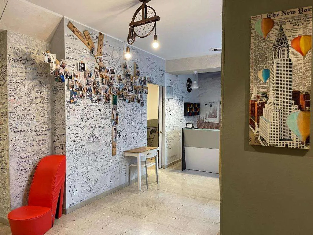Lion University & Youth Hostel Milano