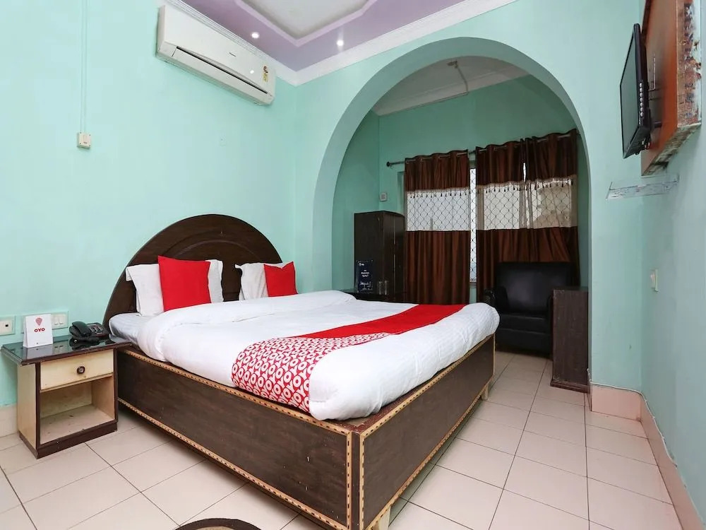 OYO 12337 Hotel Rupashi Bangla