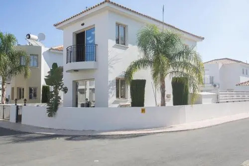 Imagine Your Family Renting a Luxury Holiday Villa Close To Paralimni’S Main Attractions, Paralimni Villa 1288