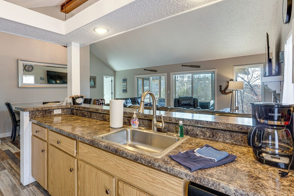 Walk to Lake: Osage Beach Home w/ Grill!
