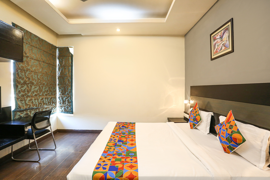Capital O 605 Hotel Camria