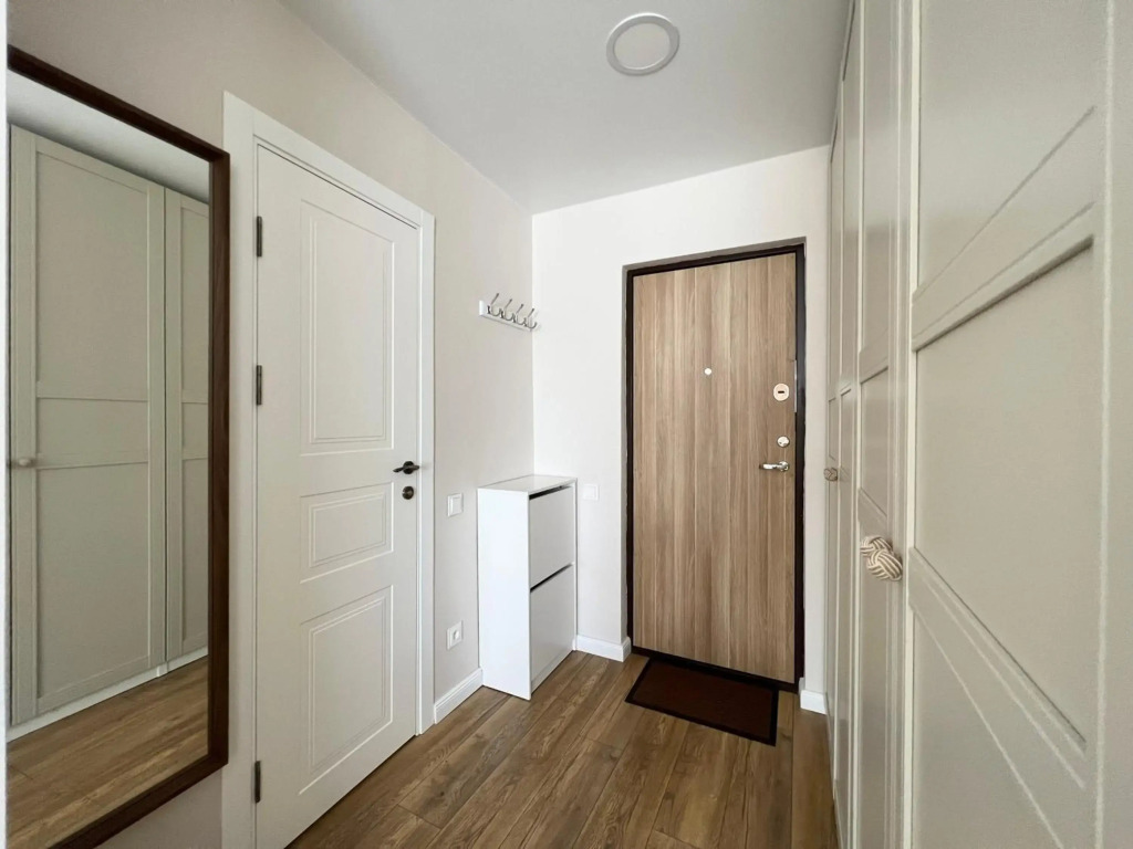 Newly furnished studio apartment