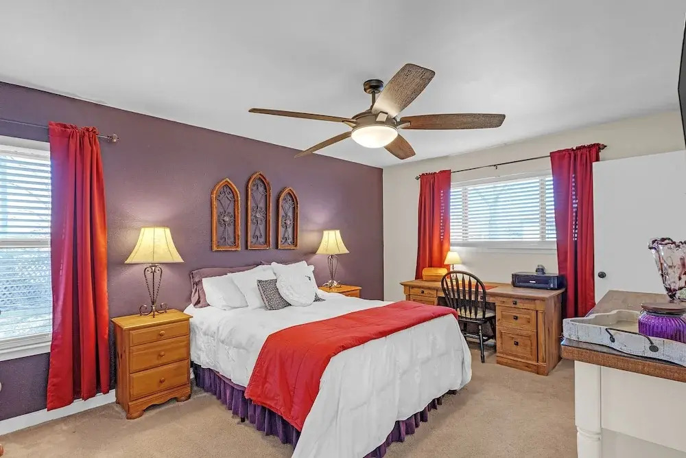 Dean's Retreat At Georgetown 3 Bedroom Home