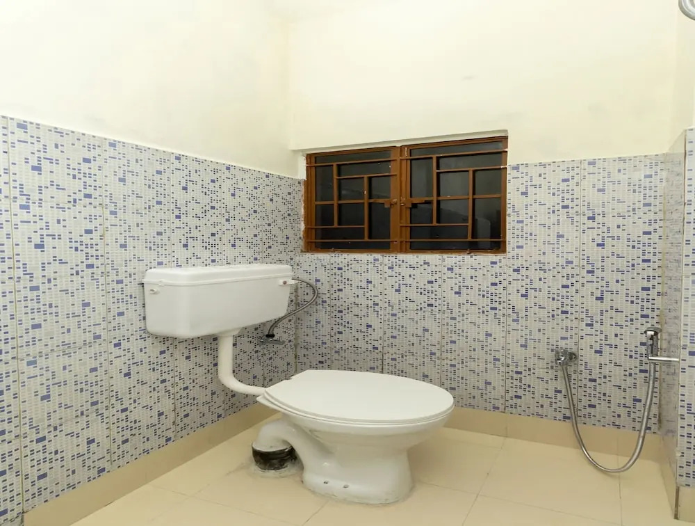 OYO 3996 HKJ Residency