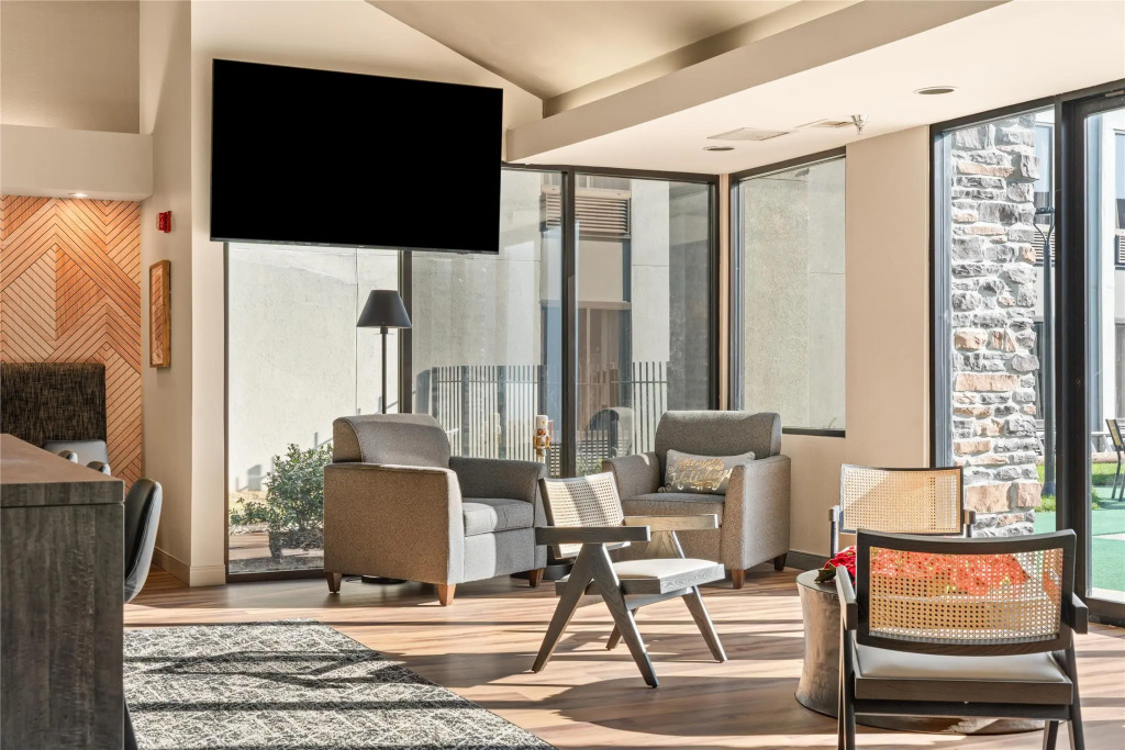 Best Western Courtview Hotel