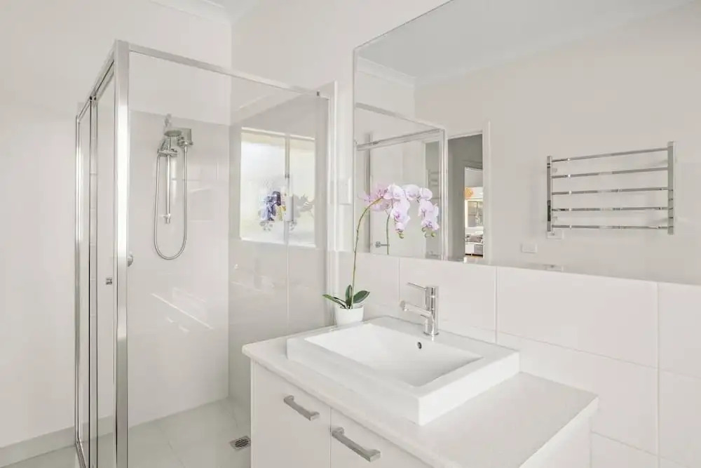 StayAU 4BRM Chic Urban Retreat