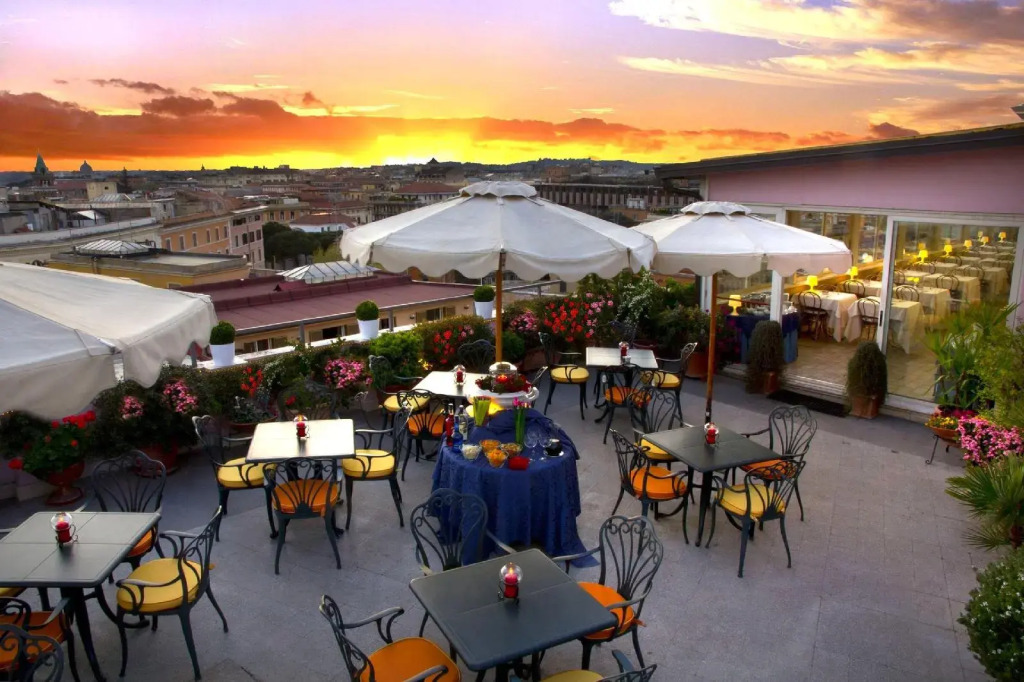 Marcella Royal Hotel - Rooftop Garden