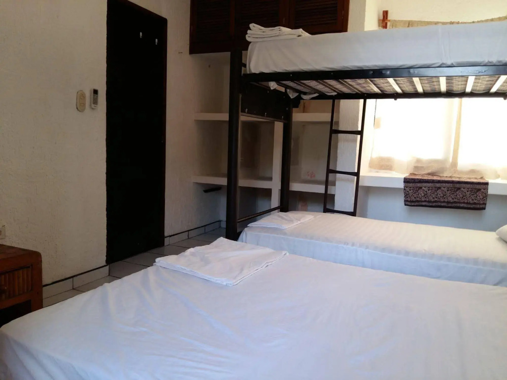 Kukulcan Hostel & Friends