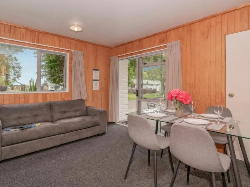 Coromandel Shelly Beach TOP 10 Holiday Park