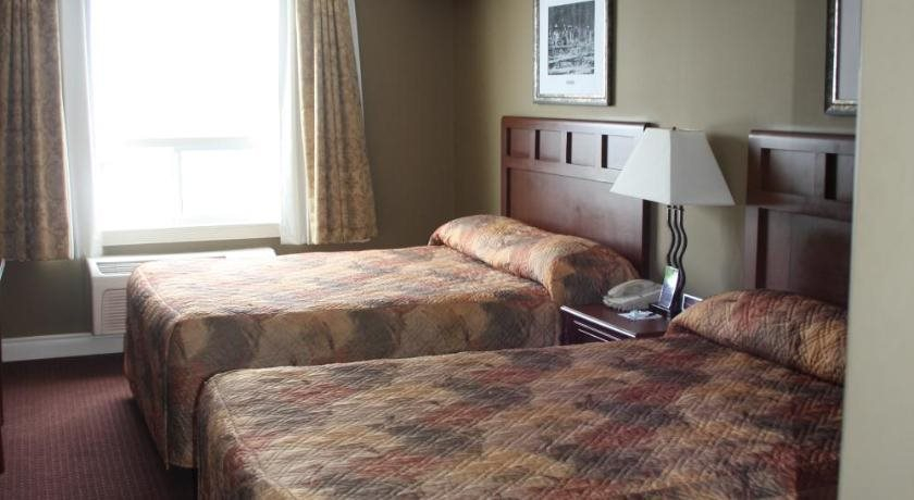 Lakeview Inn & Suites - Edson Airport West