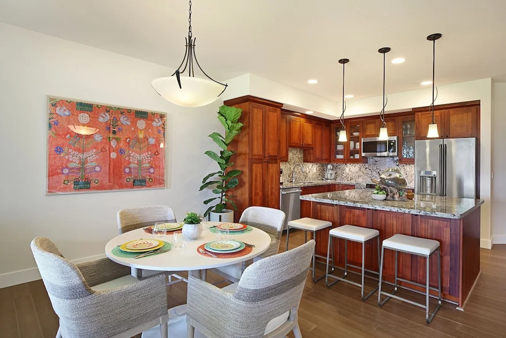 Pili Mai 6k 3 Bedroom Condo